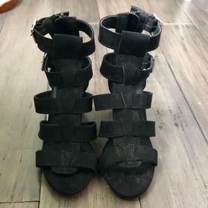 Forever 21 | Stappy Black Heels